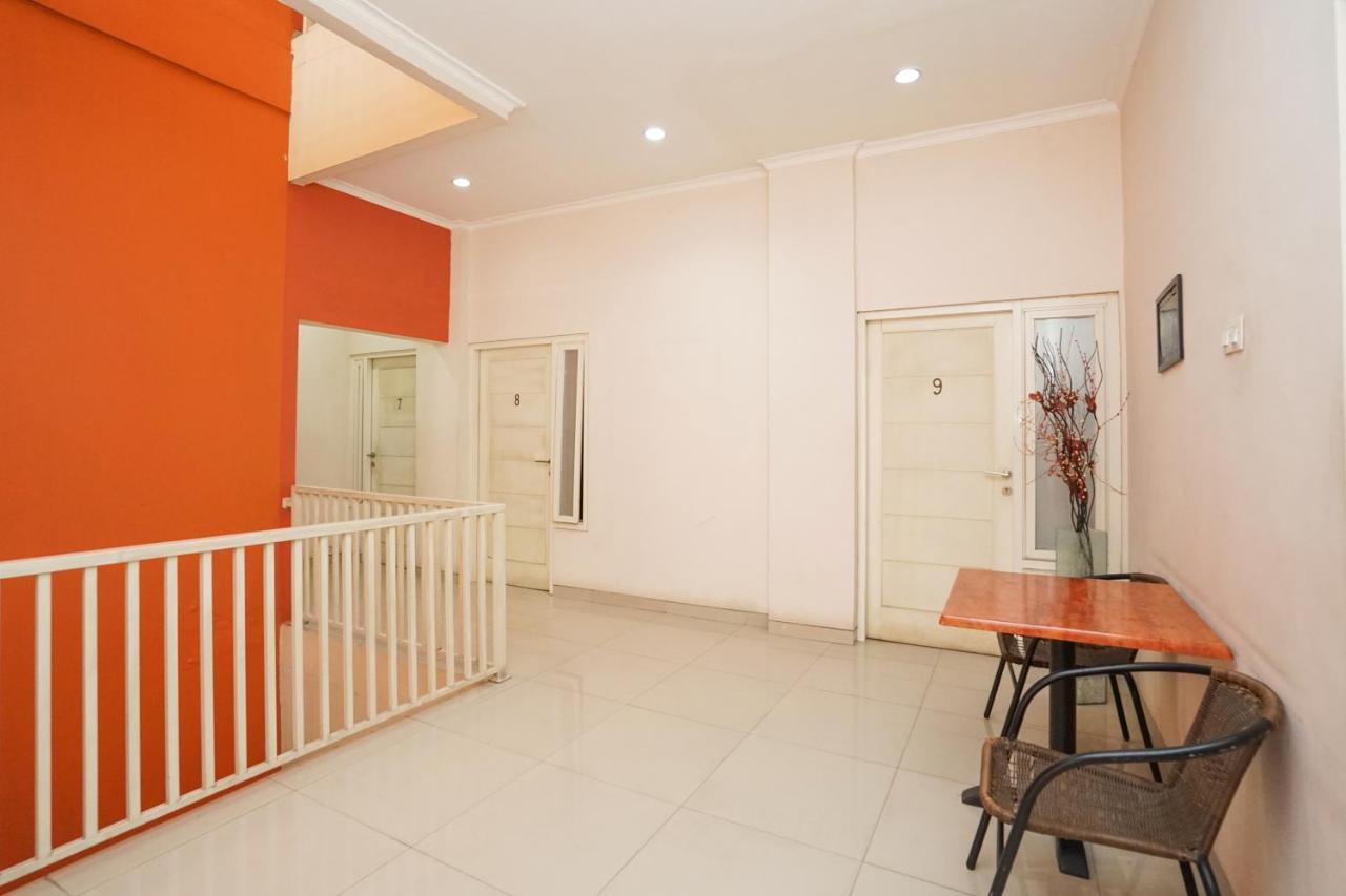 Oyo 450 Semampir Residence Surabaja Exteriér fotografie